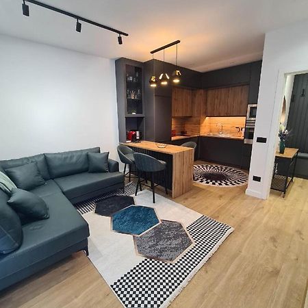 Grey Luxury Apartment Gjirokastër Esterno foto