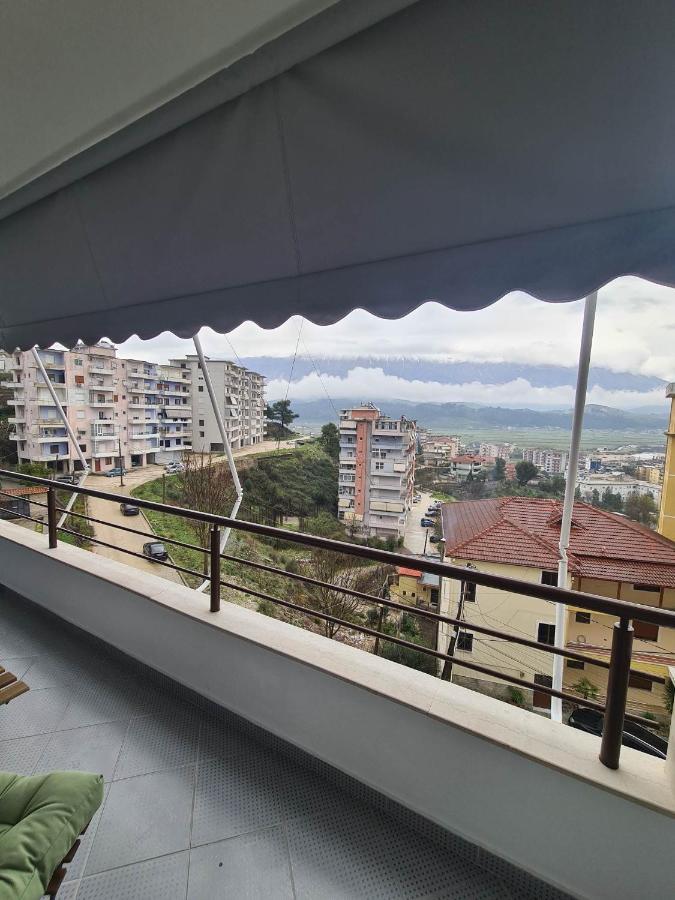 Grey Luxury Apartment Gjirokastër Esterno foto